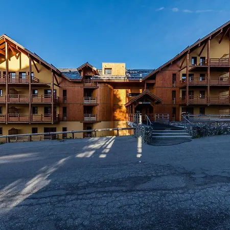 Lägenhetshotell Noemys Deneb